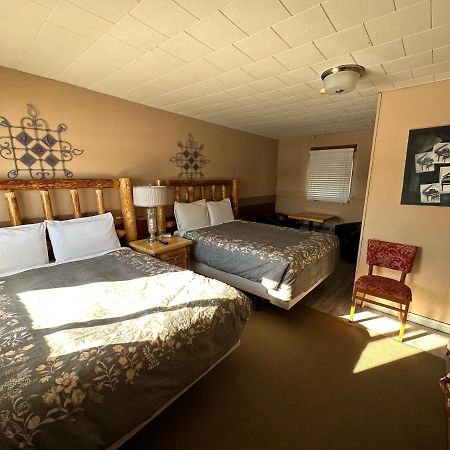 Pinecrest Motel Nipigon Экстерьер фото