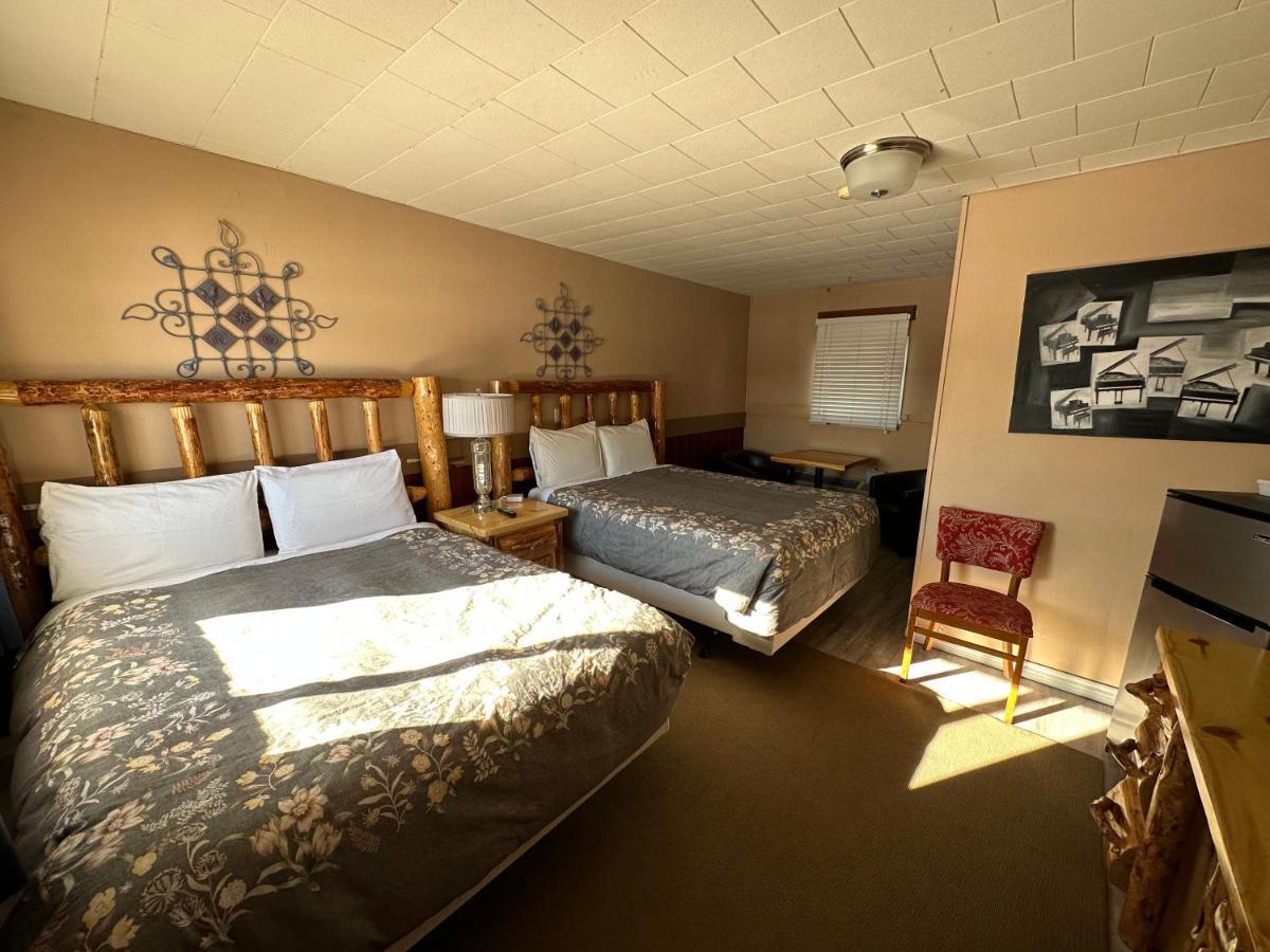 Pinecrest Motel Nipigon Экстерьер фото